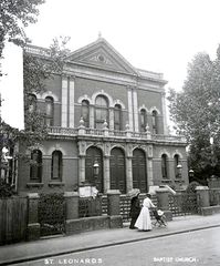 Baptist-Church-corner-Ellenslea-road-and-Chapel-Park-road-1906.
